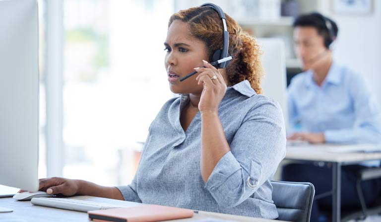 woman looking at website confused expressions